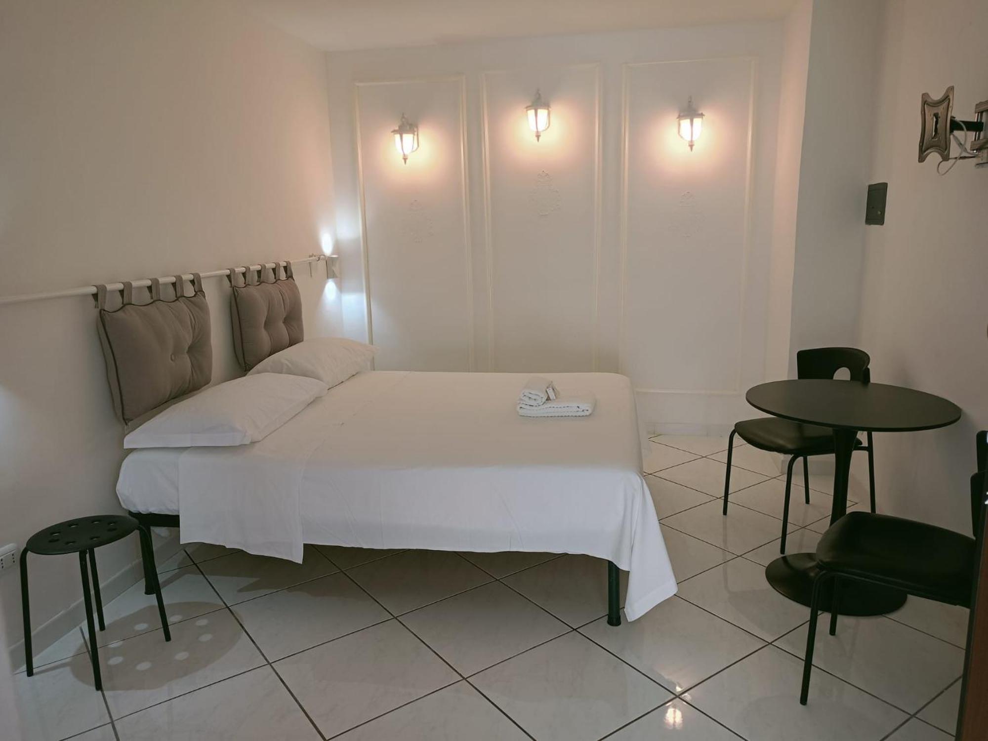 Costa Costa Rooms Sant'Egidio del Monte Albino Стая снимка